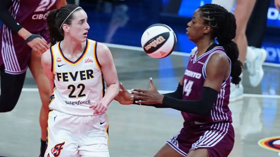 caitlin-clark-toronto-tempo-wnba-indiana-fever-2