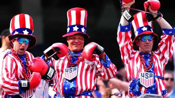 Power ranking the most patriotic fans at the USMNT’s World Cup opener against Paraguay