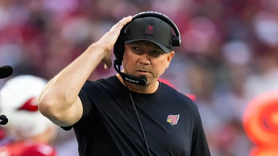 ben-steele-cardinals-rams-state-farm-stadium