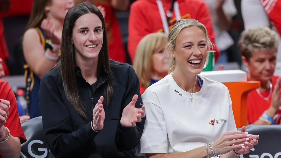 caitlin-clark-sophie-cunningham-wnba-playoffs-fox-news-001