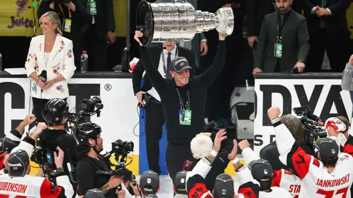 Hurricanes owner gets dragged for putting his kids names on the Stanley Cup