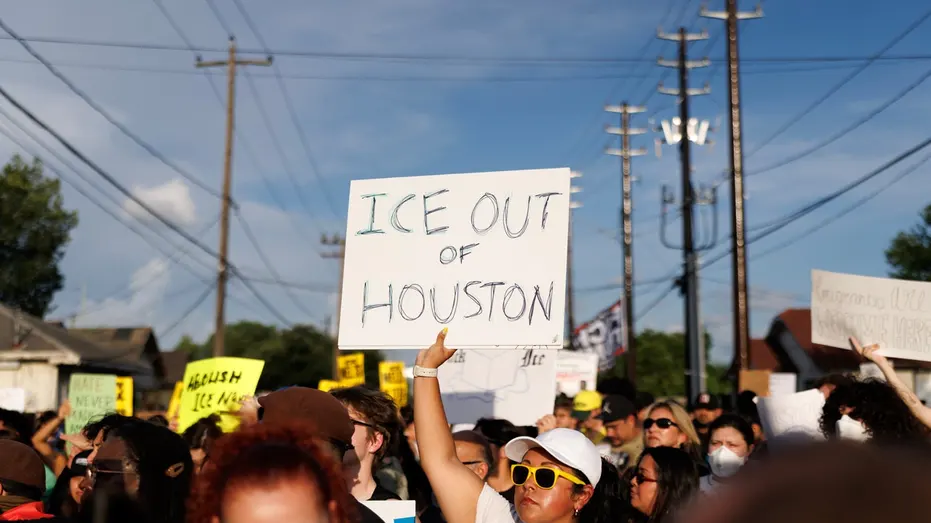 houston-shooting-investigation