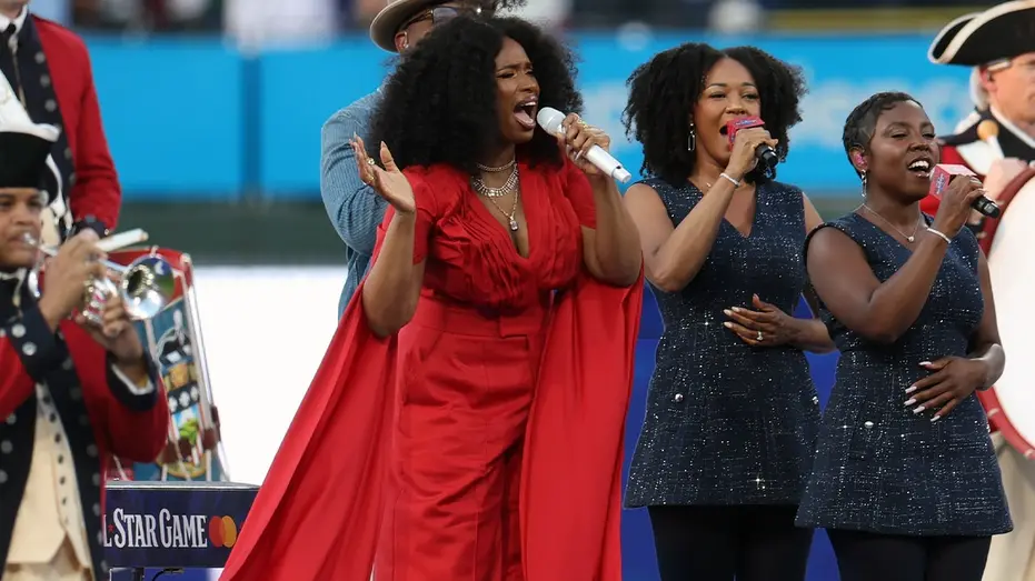 jennifer-hudson-god-bless-america