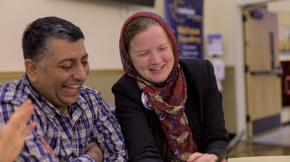 melissa-chaudhry-embraces-husband-washington-campaign