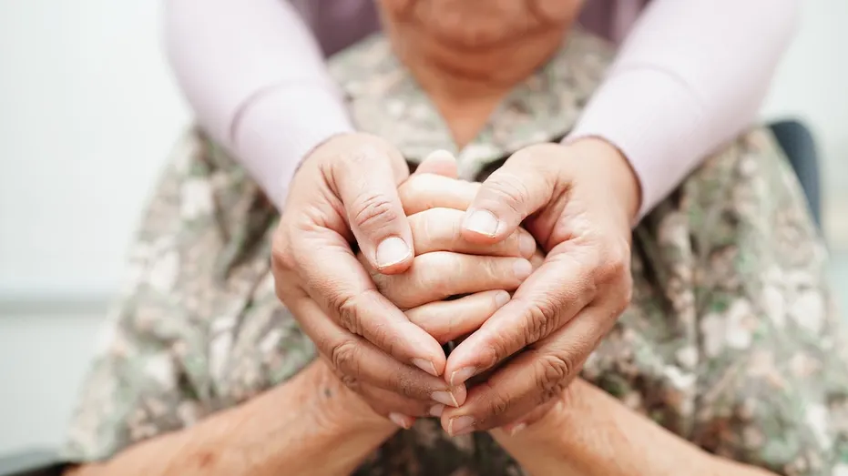 older-lady-alzheimers