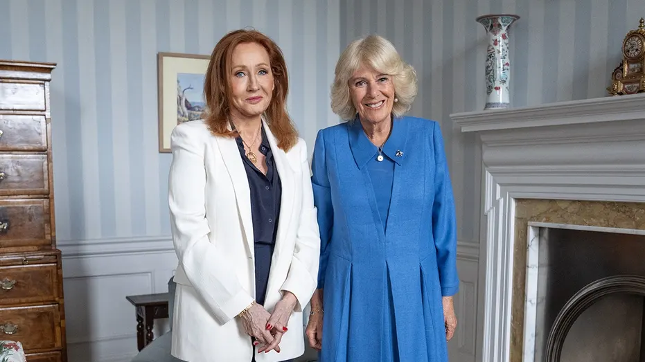 queen_camilla_and_jk_rowling