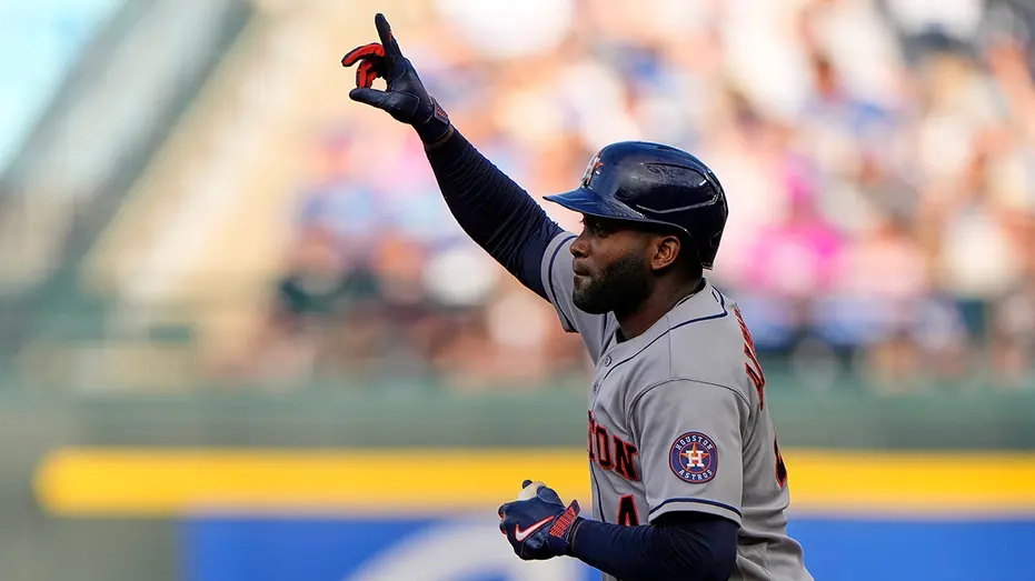 yordan-alvarez-home-run-fox-news-301